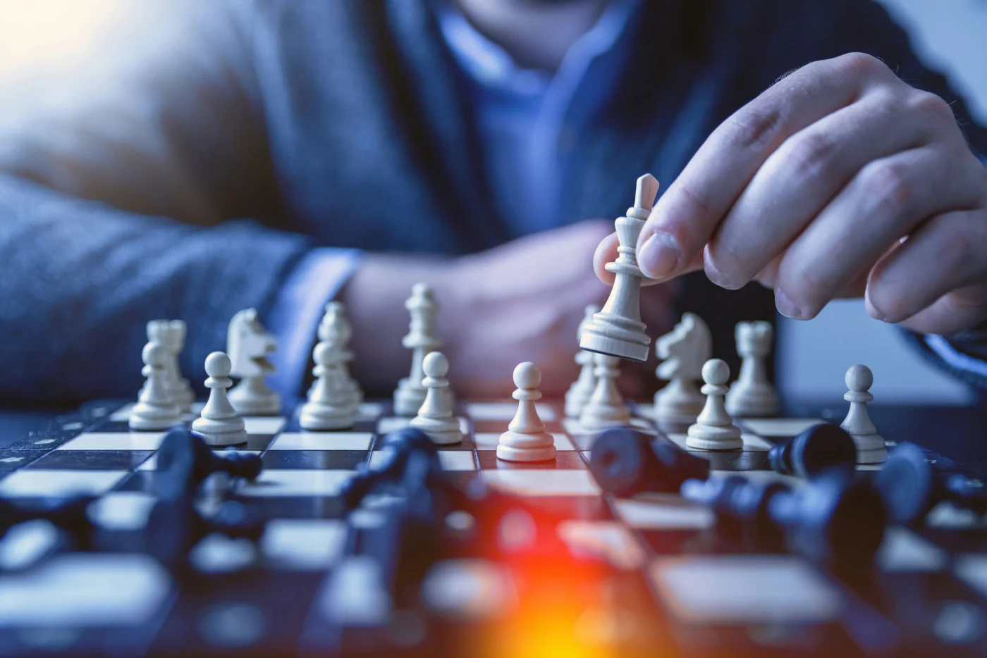 Partie d'échecs en cours : la gouvernance IA se joue par anticipation